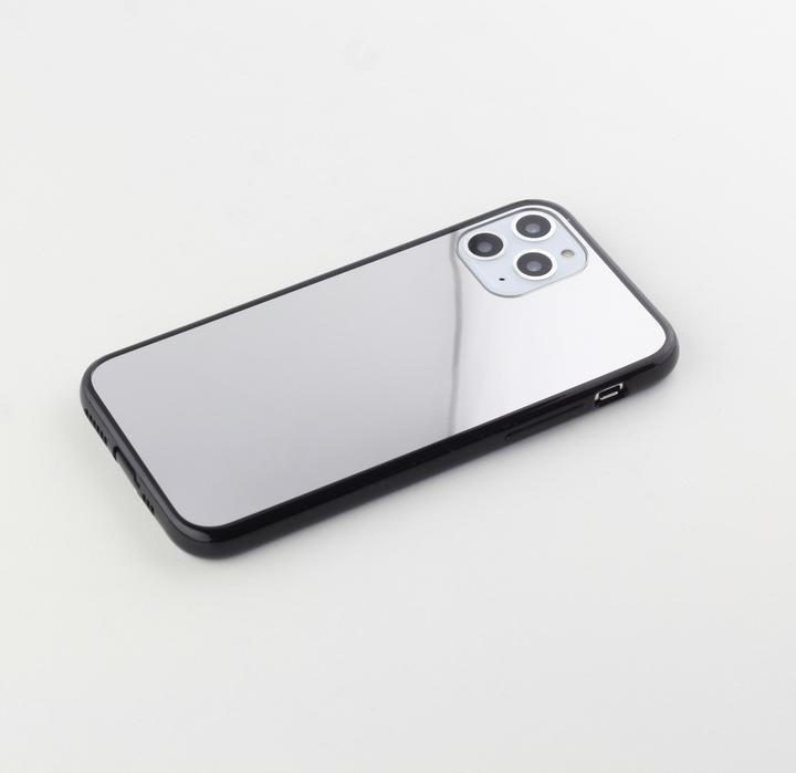 Actual product image PhoneLook Cover mirror with black silicone edges (Apple iPhone 11 Pro Max)