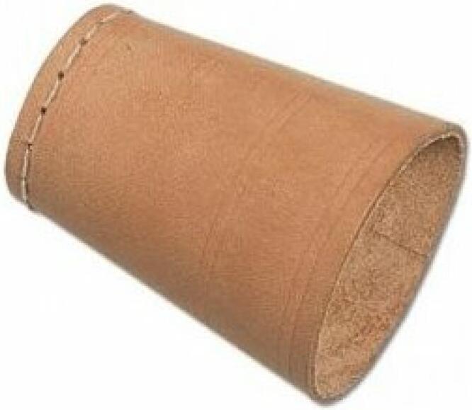 Image du produit Piatnik Cornet à dés en cuir petit (0 pièces)