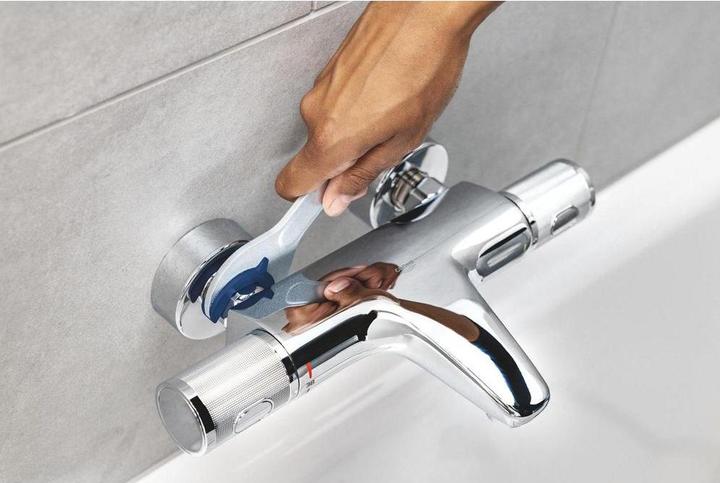 Actual product image Grohe Precision Start QuickFix thermostatic mixer for shower, 153mm spigot (CH), matt black