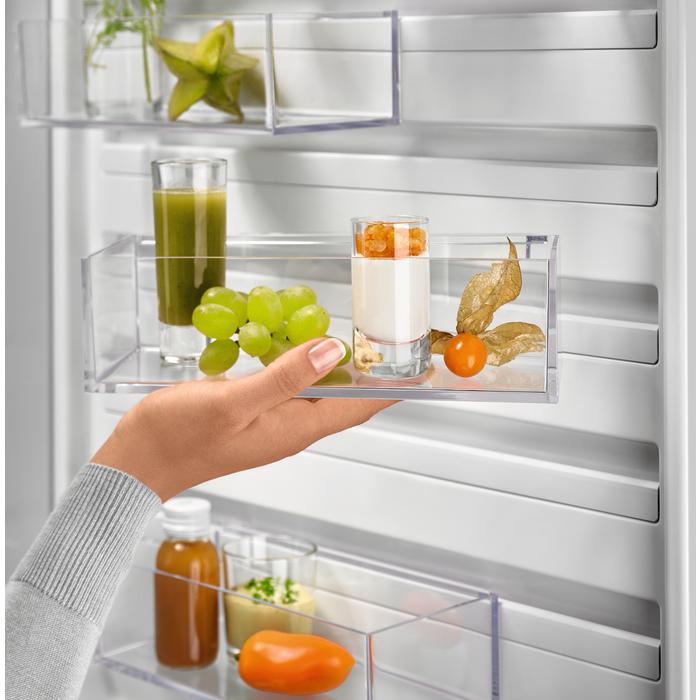 Actual product image Electrolux LNT7ME36X3 (366 l)