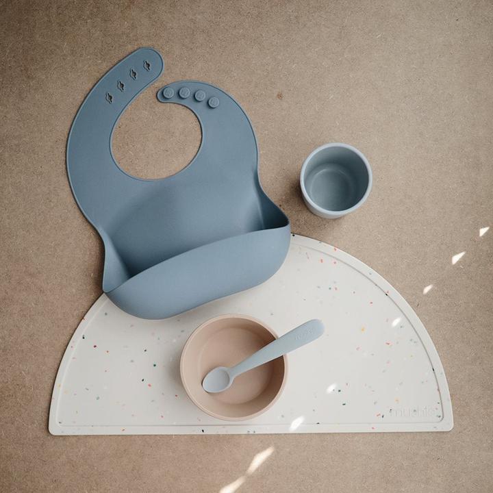Actual product image Mushie Silicone Ltzchen Blush Powder Blue