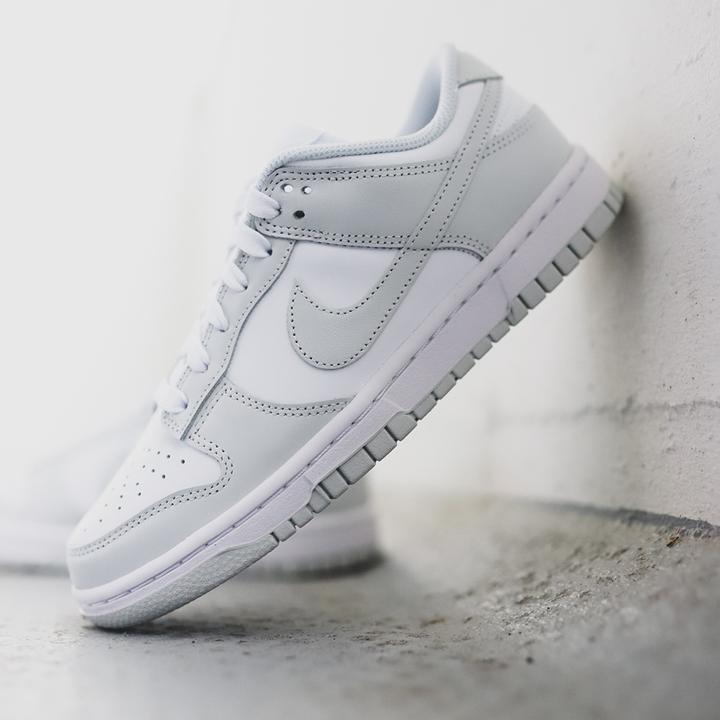 Produktbild Nike Dunk Low (38)