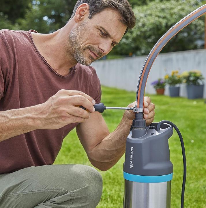 Produktbild Gardena Tauchdruckpumpe 5900/4 Inox Automatic (Gartenpumpe, Hauswasserpumpe)