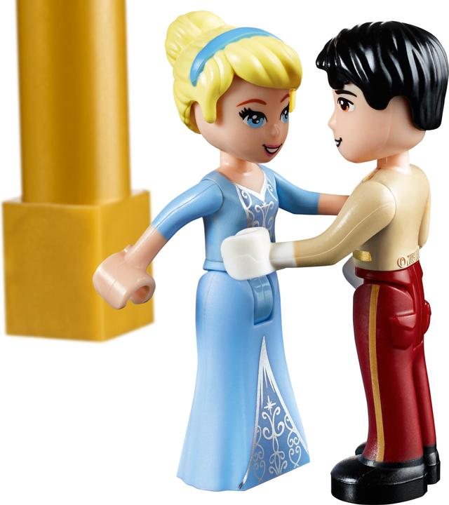 Actual product image LEGO Cinderella's dream castle (41154, LEGO Disney)
