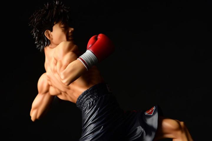 Produktbild Orca Hajime no Ippo statuette PVC 1/6 Takeshi Sendou Finish Blow Ver. Damage 29 cm