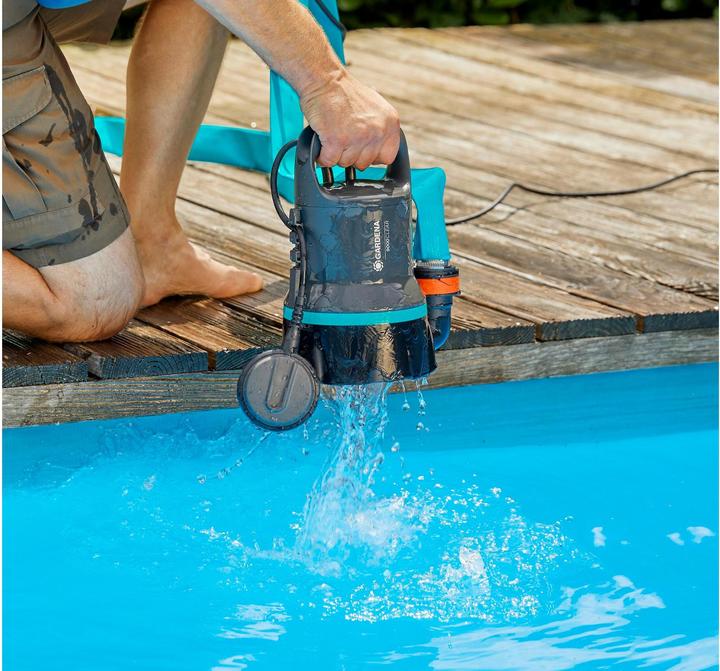 Produktbild Gardena Klarwasser-Tauchpumpe 9000 (Klarwasserpumpe, Regenfasspumpe)
