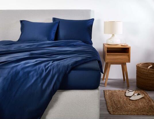 Immagine prodotto Living Home Uni Satin 100 (Copripiumino, 45 x 45 cm)