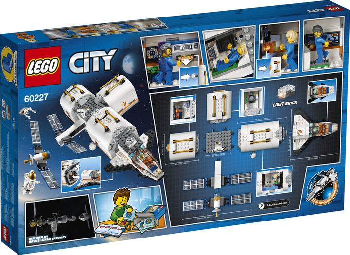 Actual product image LEGO Moon Space Station (60227, LEGO City)