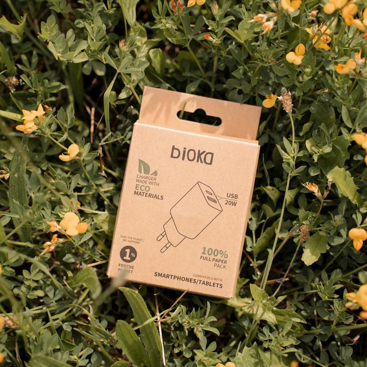Actual product image Bioka Double Adapter 20W Biodegradable Eco-friendly USB-C Power Delivery (20 W)