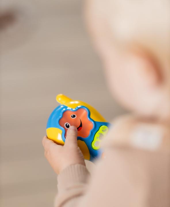 Produktbild Scandinavian Baby Products Mein erstes Set mit Kamera & Handy (Englisch, Deutsch, Französisch, Italienisch, Schweizerdeutsch)