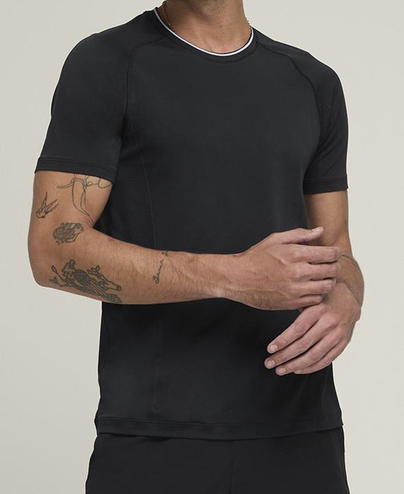 Actual product image Wilson Team Seamless Crew Men Black (S)