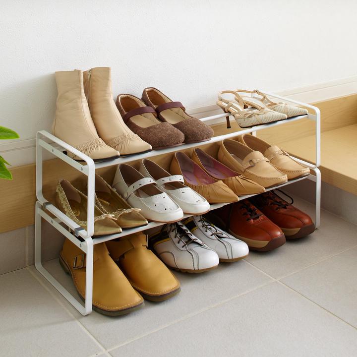Actual product image Yamazaki Extendable shoe rack with FRAME struts (70 x 25 x 17.5 cm)