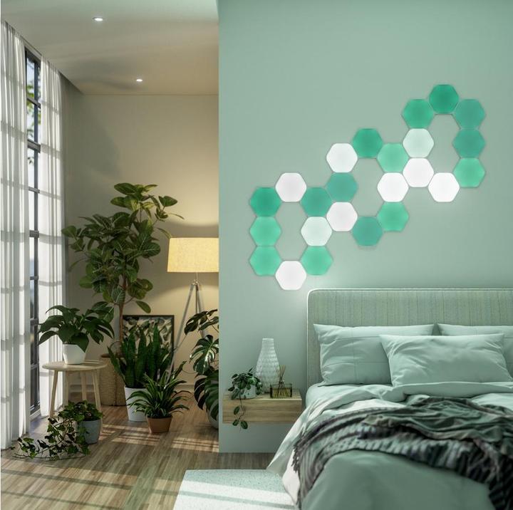 Actual product image Nanoleaf Shapes Hexagons Starter Kit (15x) (100 lm)