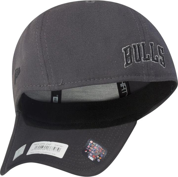 Actual product image New Era 39Thirty Stretch Cap - Chicago Bulls graphite (S/M)