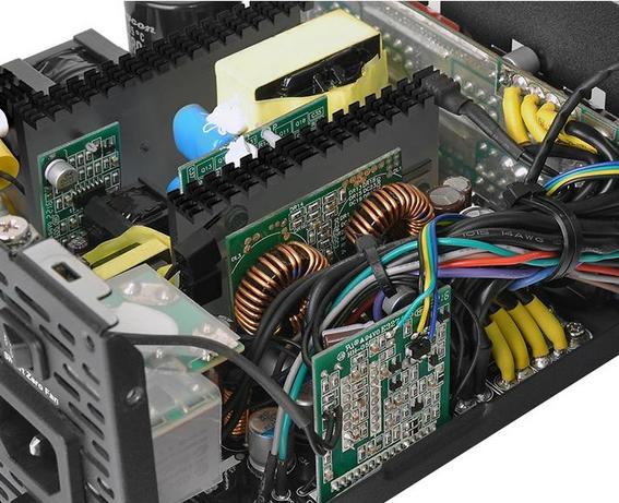 Actual product image Thermaltake ToughPower Grand RGB (750 W)