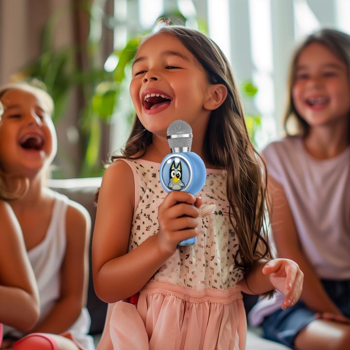 Produktbild OTL Kinder LED Karaoke Mikrofon mit Micro-SD Karten Slot und lustigem Stimmenverzerrer, lange Laufze