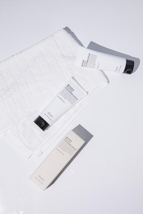 Actual product image Benton Honest Cleansing Foam (Foam, 150 ml)