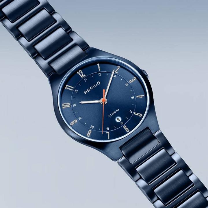 Immagine prodotto Bering Titanium (Orologio sportivo, 39 mm)