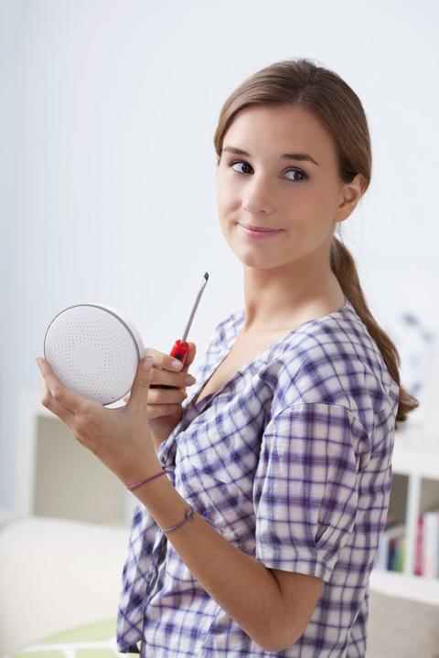 Actual product image Airthings Wave Radon