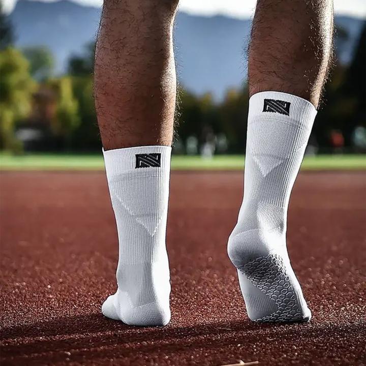 Actual product image NovoSoxx Fussballstulpen und Socken Grösse 36-41 Weiss Set Tubxx und GripSoxx (36 - 41)