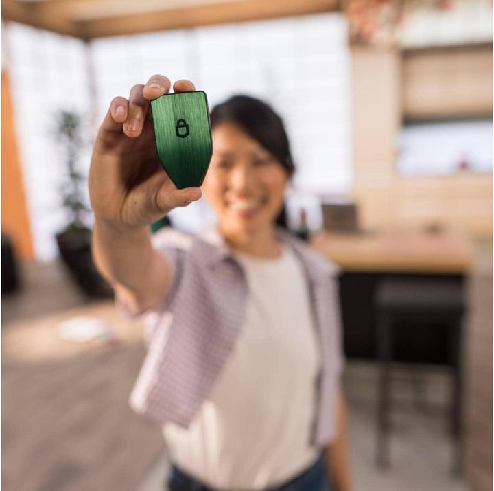Actual product image Trezor Safe 5 - Green Beryl (Bitcoin, Ethereum Classic, Dogecoin, Others)