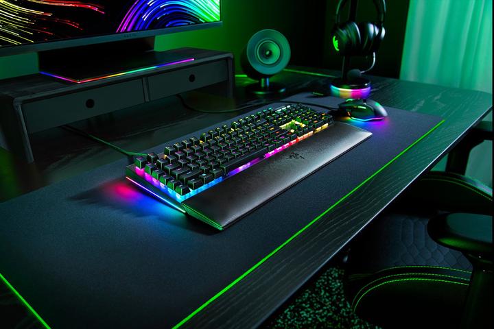 Image du produit Razer BlackWidow V4 (DE, Filaire)