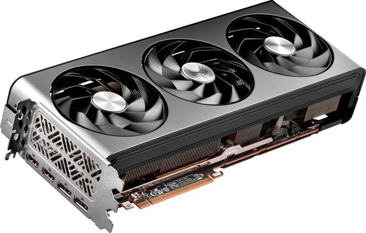 Actual product image Sapphire Nitro+ RX 7700XT (12 GB)