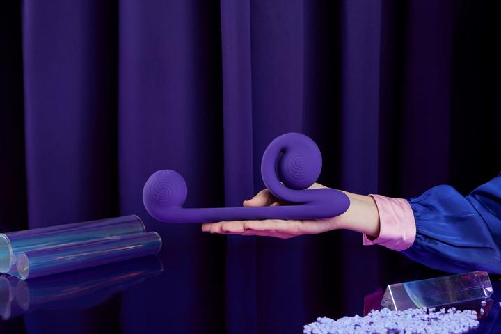 Actual product image Snail Vibe Duo vibrator