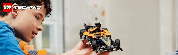 Actual product image LEGO NEOM McLaren Formula E Race Car (42169, LEGO Technic)
