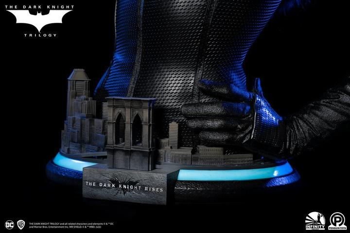 Immagine prodotto Infinity Studio DC Comics - Il Cavaliere Oscuro "Catwoman" Busto 1/1