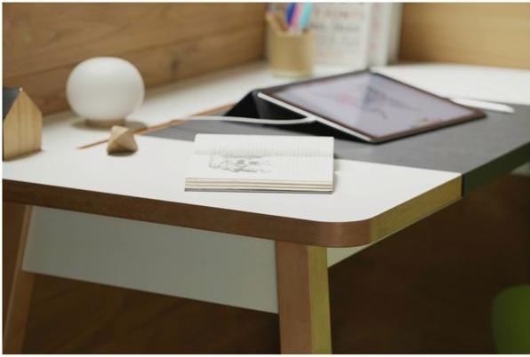 Immagine prodotto BlueLounge StudioDesk (120 x 70 x 75 cm)
