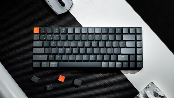 Actual product image Keychron K3 (DE, Cable, Wireless)