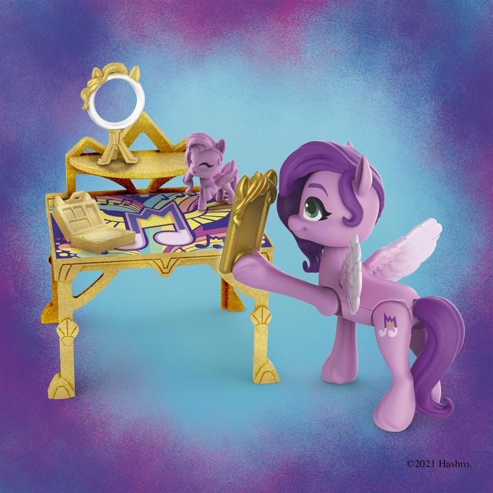 Actual product image My Little Pony Princesses Room Pipp Petals