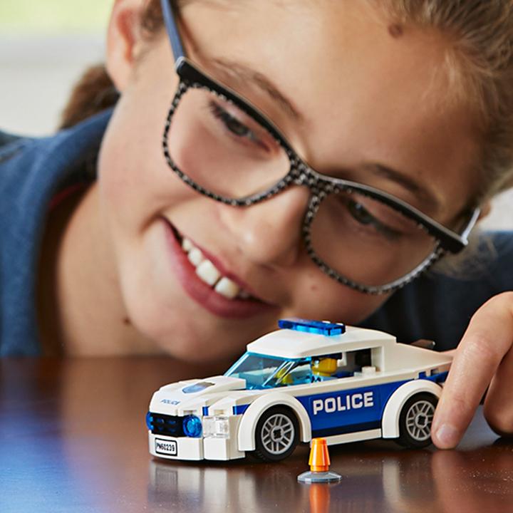 Actual product image LEGO patrol car (60239, LEGO City)