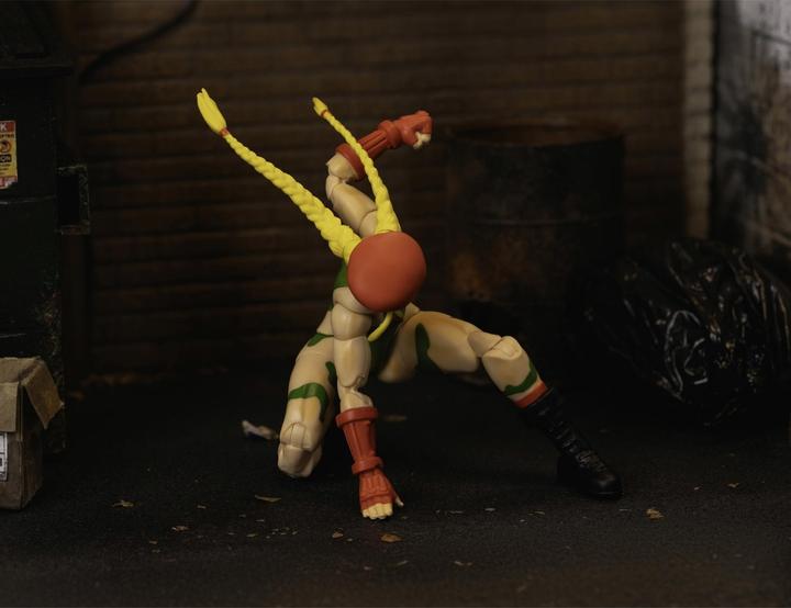 Actual product image Jada Street Fighter II Cammy 6" Figure