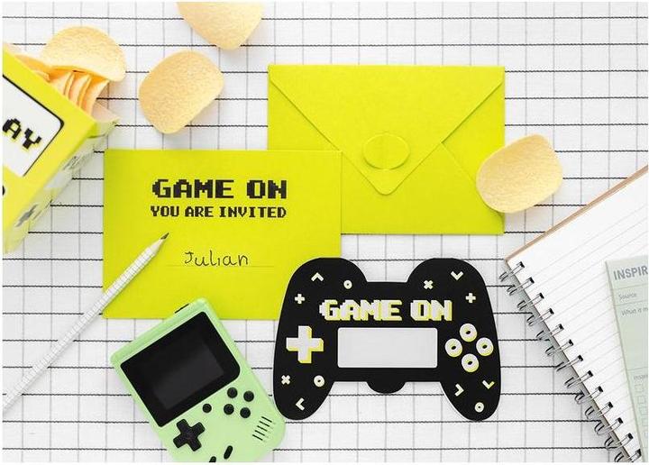 Immagine prodotto Partydeco Biglietto d'invito Game Controller mix, 6 pezzi (6 pz.)