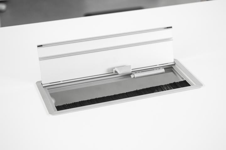 Immagine prodotto Escritorio Aletta per cavi da 30 cm con installazione, alluminio (Foro cavo, 12 cm)