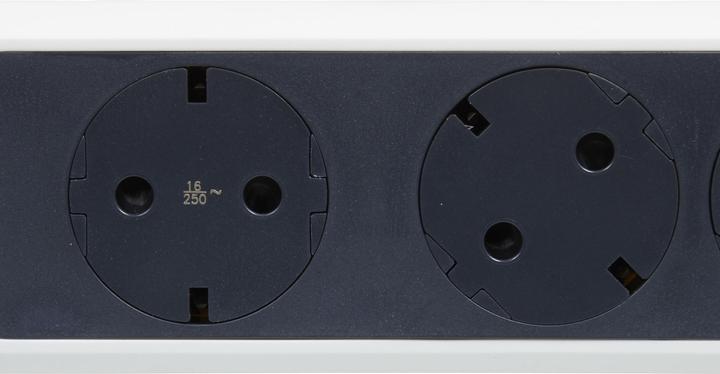 Image du produit Legrand Multiprise pivotante 6x prise, 3m de câble blanc-noir 694539 (6 x, CEE, 3 m)