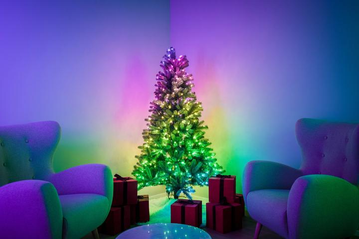 Produktbild Twinkly Baum PreLit (180 cm)