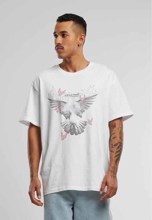 Actual product image Urban Classics Upscale Doves Oversize Tee - 172089 (4XL)