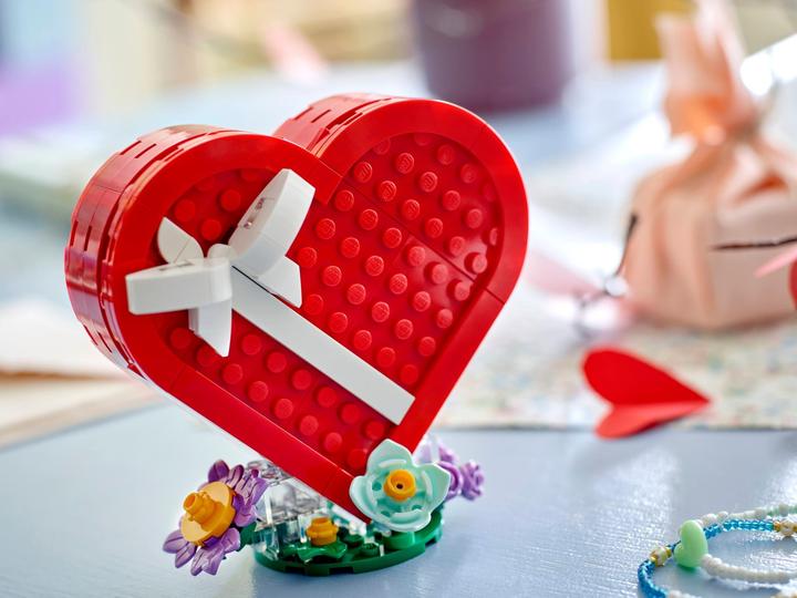 Actual product image LEGO Valentinstag Geschenk (40759, LEGO Creator Expert)