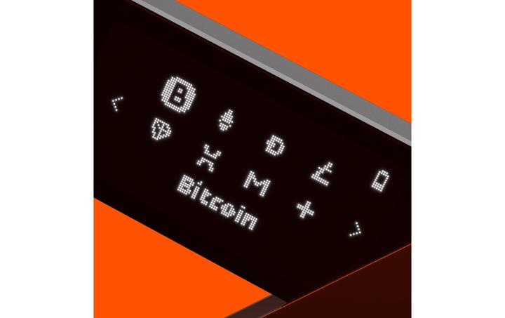 Produktbild Ledger Nano X - Onyxschwarz (Litecoin, Zcash, Dash, Bitcoin, Vertcoin, Neo, Ether, Ubiq, Ethereum Classic, Bitcoin Cash, Stellar, Komodo)