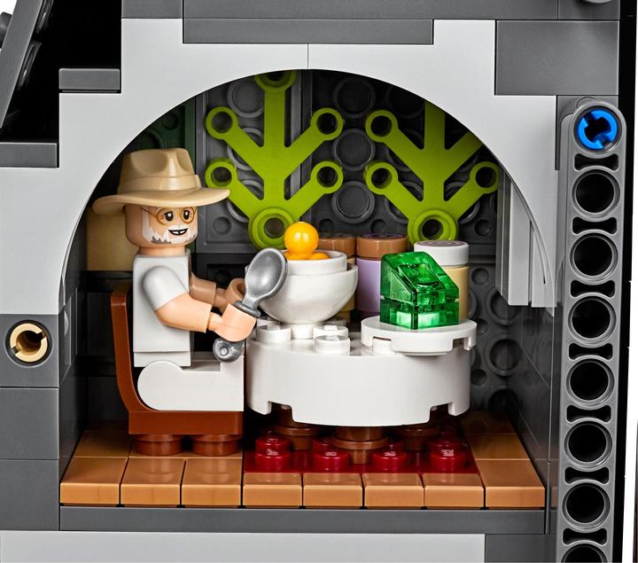 Actual product image LEGO Jurassic Park: T. Rex's devastation (75936, LEGO Jurassic World)