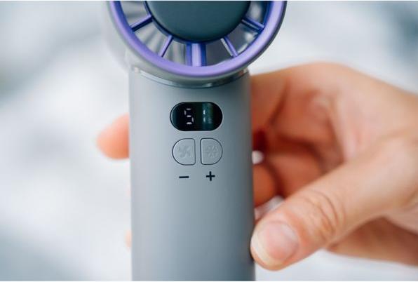 Produktbild Verbatim CoolnGo Handheld Fan Grey