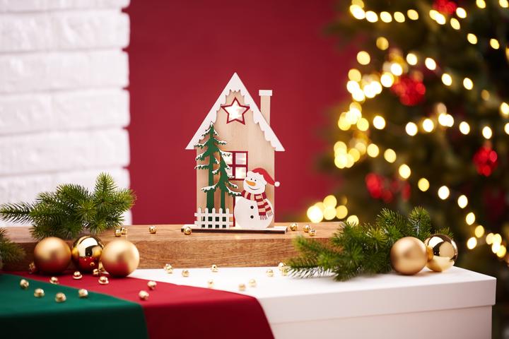 Produktbild VBS Holz-Steckmotiv "Winterhaus Schneemann", 6-tlg.