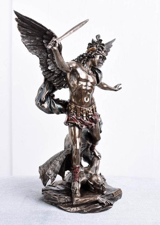 Produktbild Palo Skulptur Erzengel Michael kämpft gegen Satan