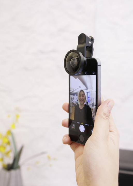 Actual product image Kikkerland Wide Angle Selfie Lens