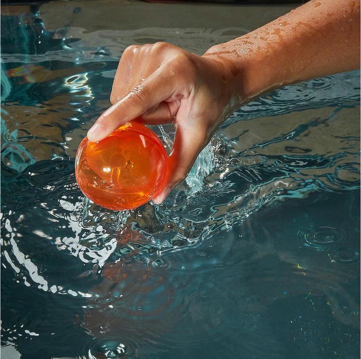 Image du produit Nerf Paquet de 3 balles Super Soaker Hydro Balls, réutilisables et remplissables à l'eau.