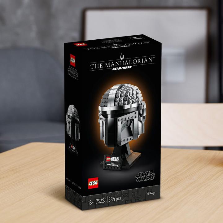 Actual product image LEGO Mandalorian helmet (75328, LEGO Star Wars)