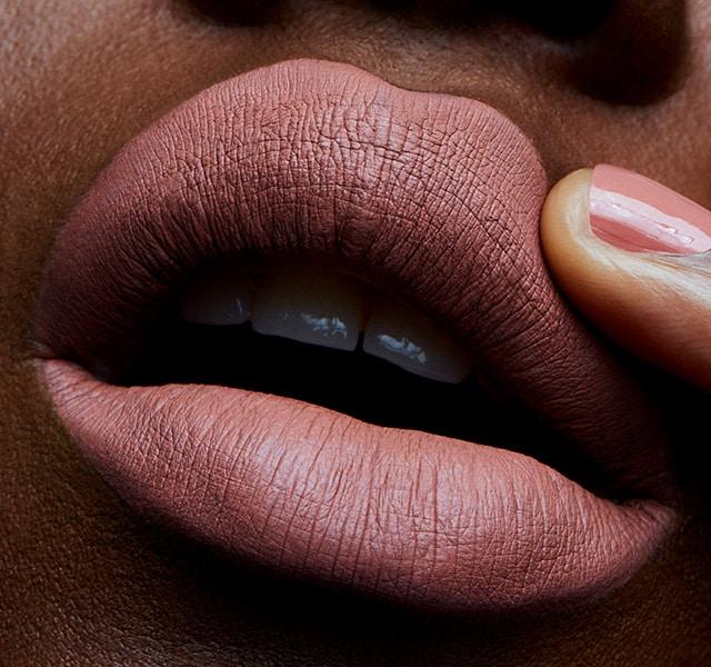 Produktbild MAC Cosmetics Retro Matte Liquid Lipcolour (Burnt Spice)